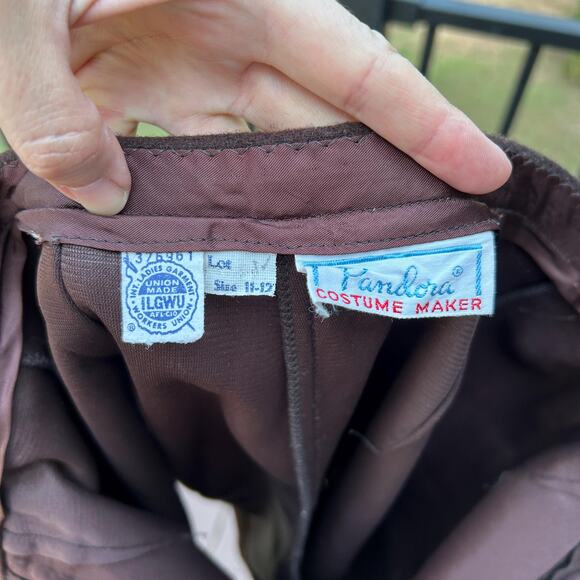 Vintage 60s Brown High Waist Faux Wool Minimalist Bermuda Pedal Pusher Shorts - Picture 5 of 5